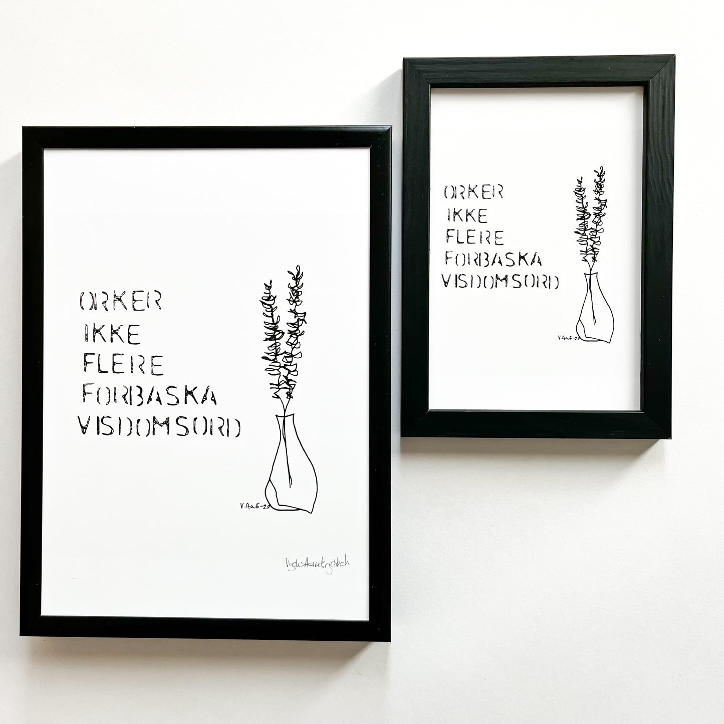 VISDOMSORD kunstprint i smal sort aluminiumsramme